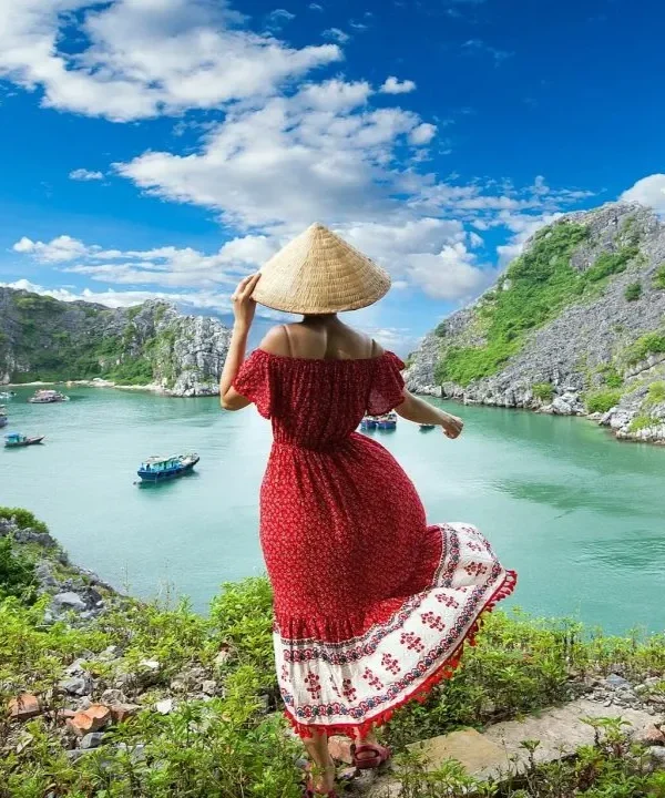 Check in cảnh đẹp vịnh Lan Hạ