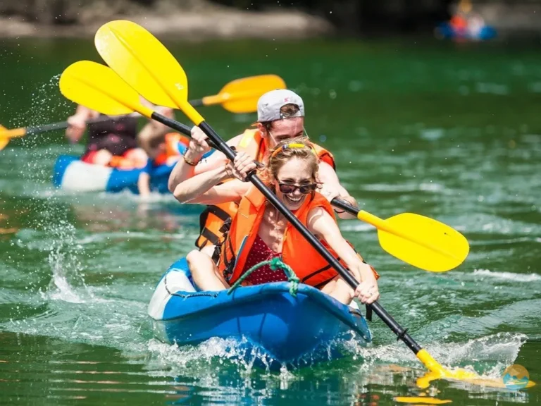 cheo kayak hellocatba